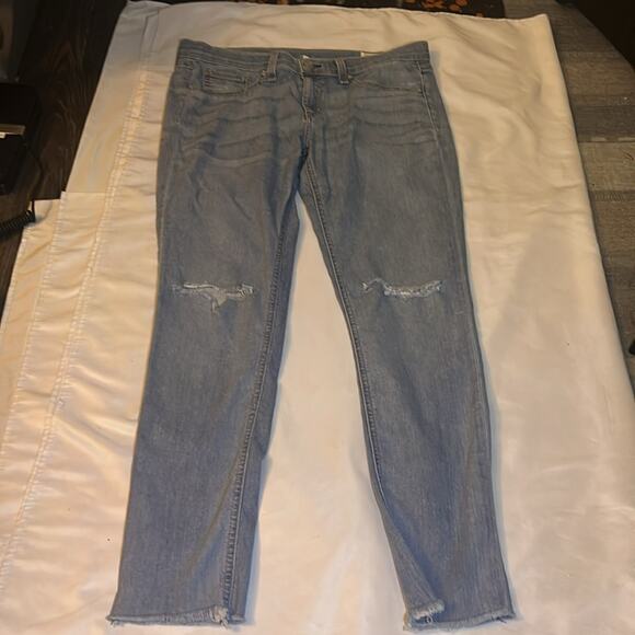 Rag & Bone Light Wash Distressed Skinny Jean 29 Winter Classic Boho Minimalist - Picture 4 of 13